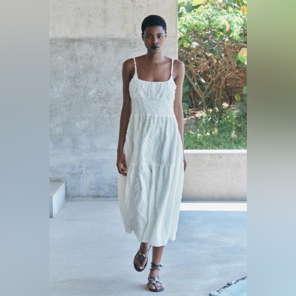 ZARA BLOGGERS’ FAVORITE FRAYED JACQUARD DRESS ZW COLLECTION - Picture 8 of 16